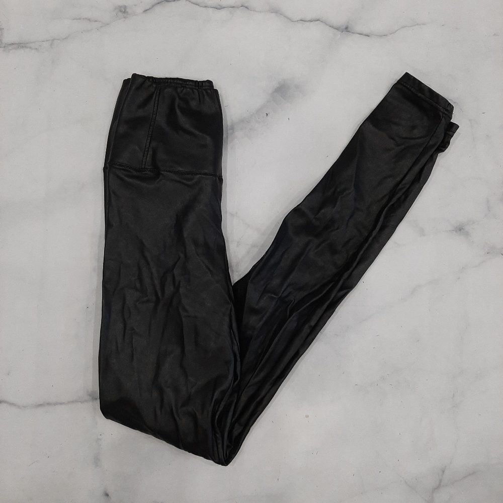 Aritzia Wilfred Free Black Faux Leather Hi Rise Daria Leggings Small